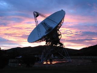 Beautifull picture of the Antenna at sunset